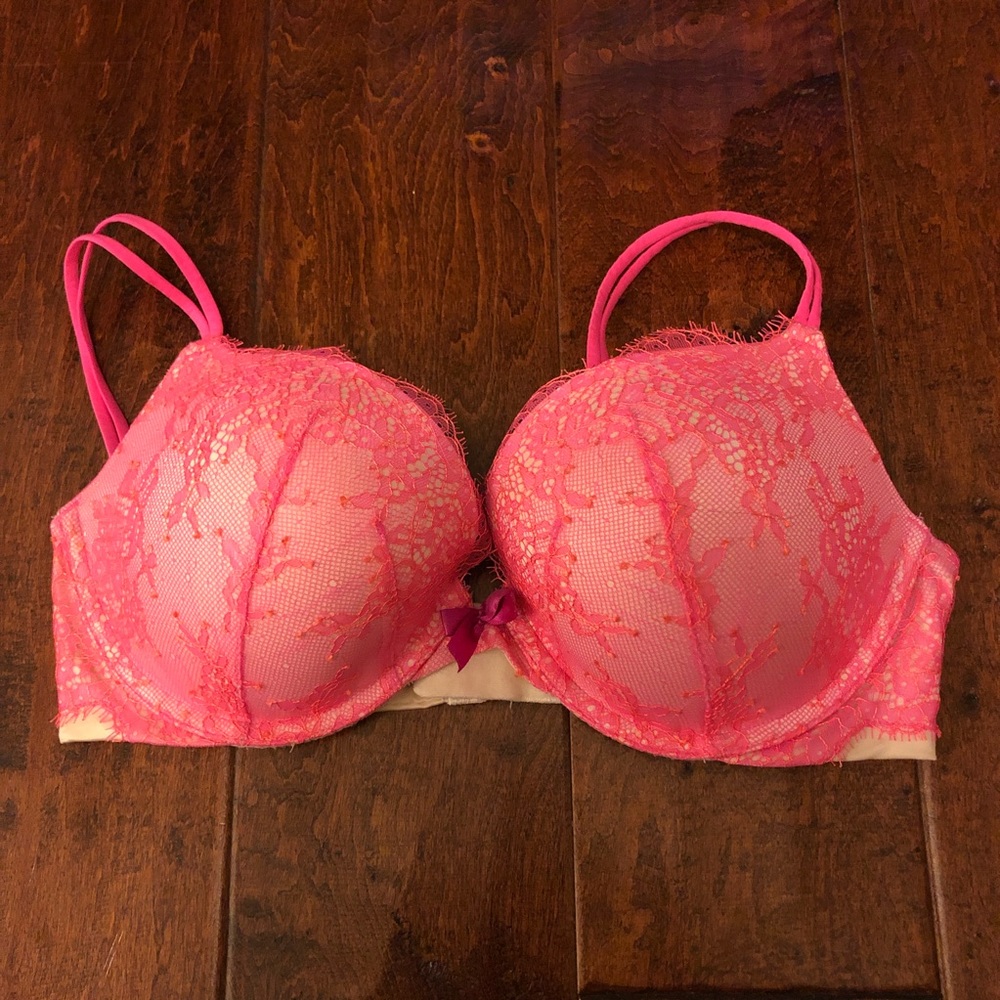 Victoria’s Secret Very Sexy Push Up 34D